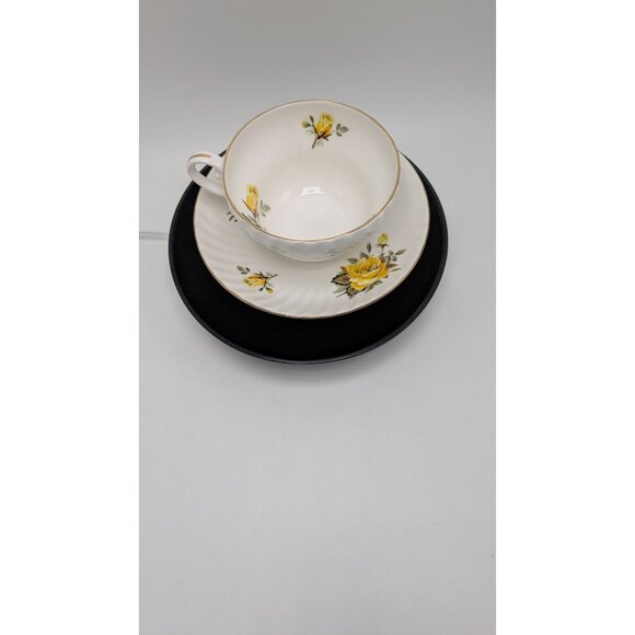 Stanley Yellow Rose Bone China Gold Trim Wide Tea Cup And Saucer Vintage Set - Picture 11 of 17